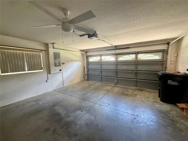 Building Photo - 11540 SW 74th Ct