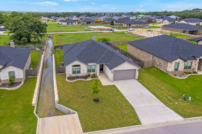 Building Photo - 6102 Messina Dr