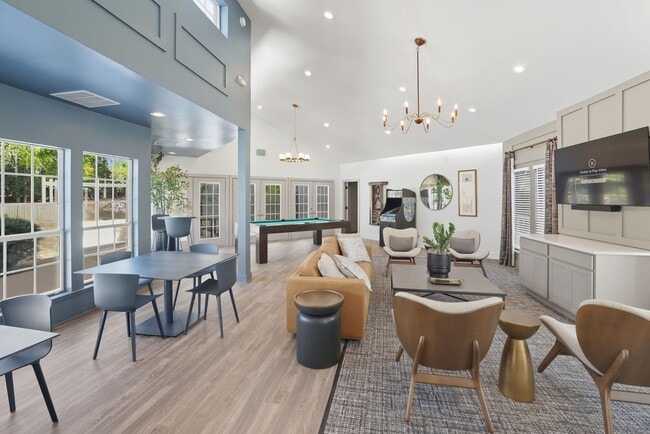 Building Photo - 626 Shug Jordan Pkwy