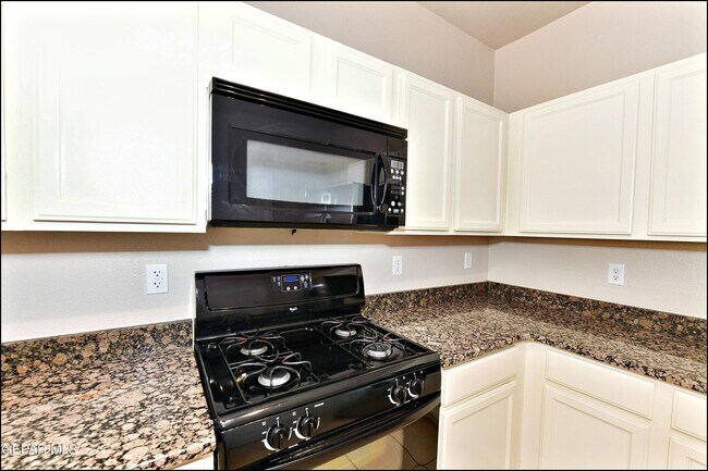 Building Photo - 5810 Redstone Mesa Ct