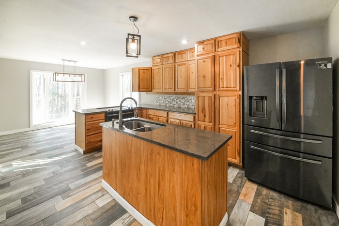 Building Photo - 250 Kendall Ln