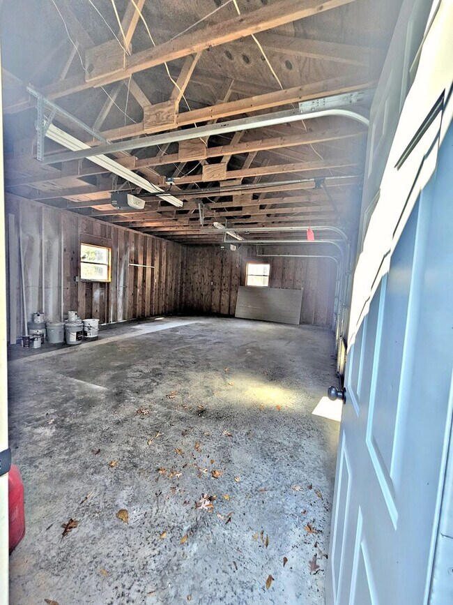 Building Photo - ***MOVE IN SPECIAL***HOUSE FOR RENT - HARTSELLE