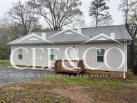 Building Photo - Spacious 3 Bed / 2 Bath Home – District 7, Spartanburg