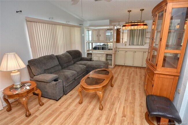 Building Photo - 3107 Columbrina Cir