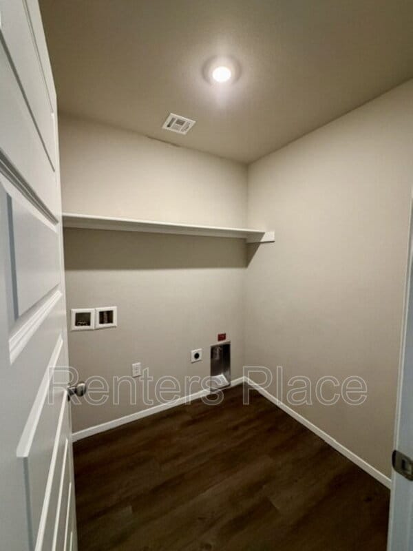 Building Photo - 8323 E 162nd Pl S