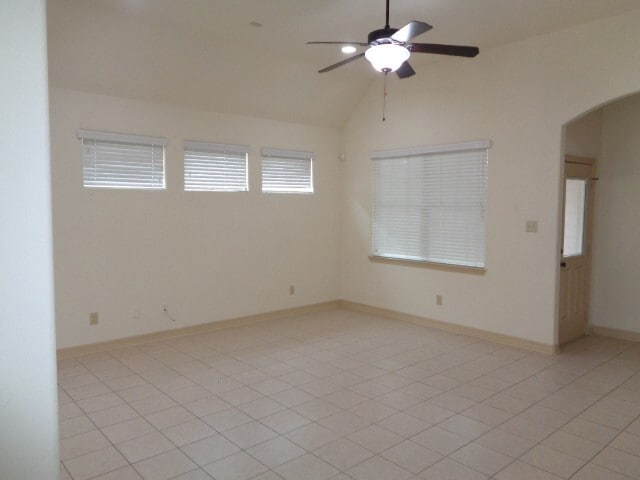 Building Photo - 10332 Stone Gate Dr