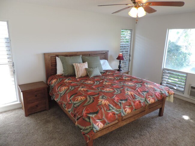 Building Photo - 553 Kumukahi Pl