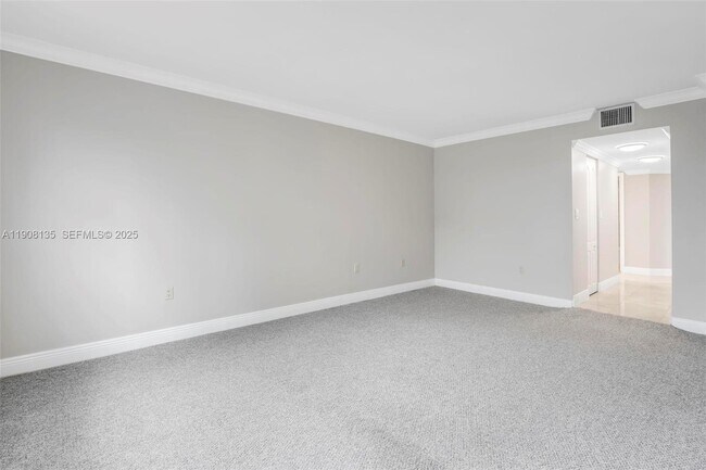 Building Photo - 2333 Brickell Ave