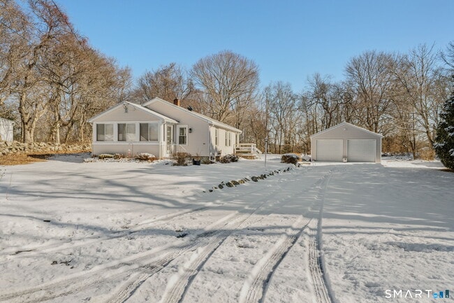 Building Photo - 125 Spithead Rd