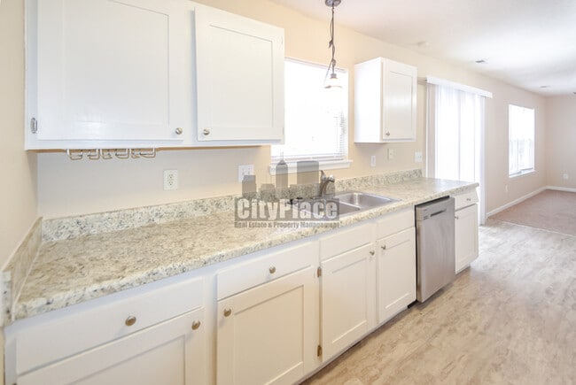 Building Photo - 11324 Roundwood Ct