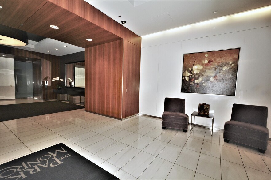 Building Photo - 65 E Monroe St