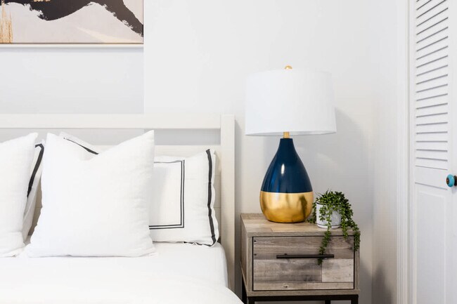 Building Photo - 1435 2nd Ave