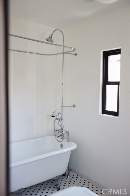 Building Photo - 1544 Westerly Terrace