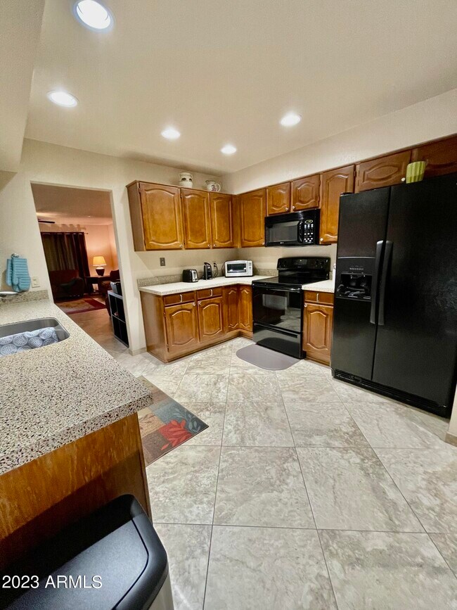 Building Photo - 9126 W Kimberly Way