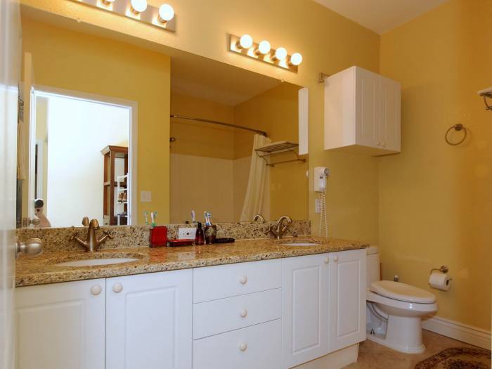 Building Photo - 2755 Via Capri #1235