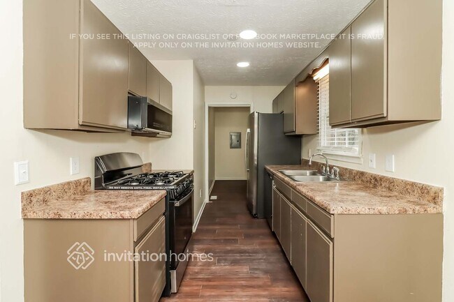 Building Photo - 322 Dillon Dr