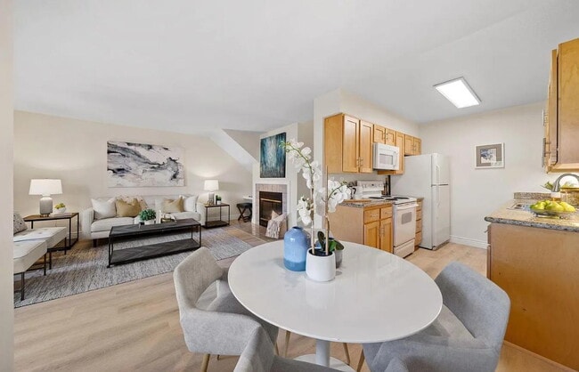 Building Photo - 1 bedroom plus loft features a functional floorplan with high ceilings