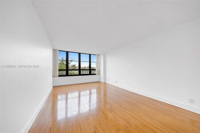 Building Photo - 600 Three Islands Boulevard