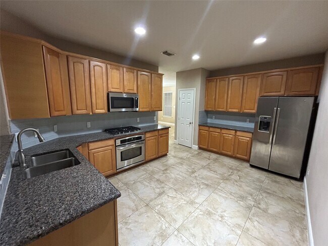 Building Photo - 8911 Silent Willow Ln