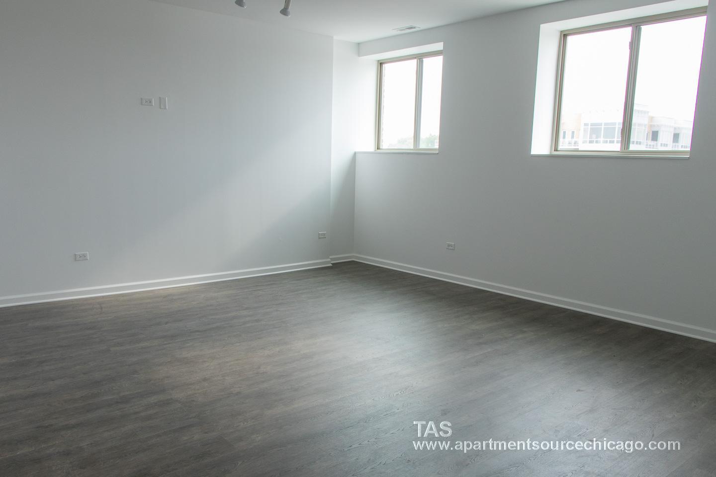 Building Photo - 928 W Dakin St