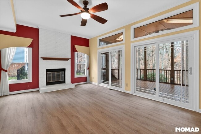 Building Photo - 319 Montibello Dr