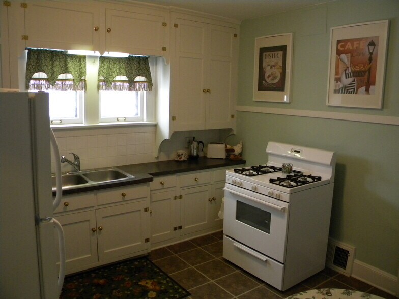 Renovated kitchen - 1220 20th St