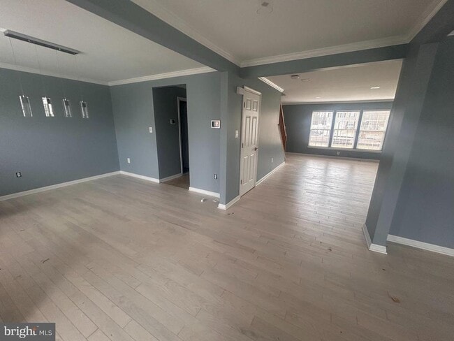 Building Photo - 6 Mintwood Dr