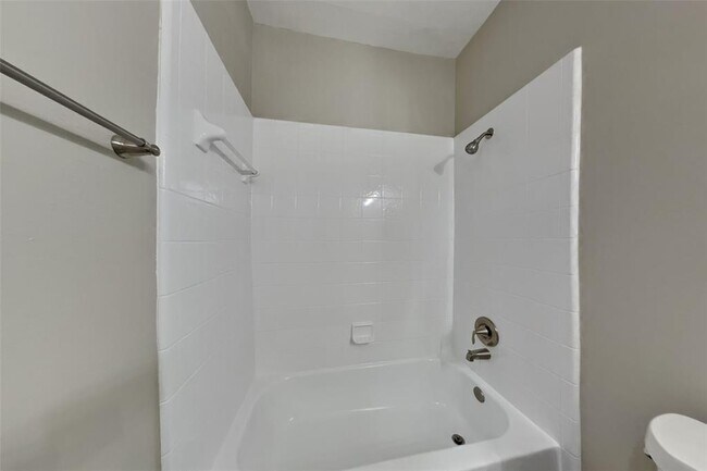 Building Photo - 9639 Elizabeths Glen Ln