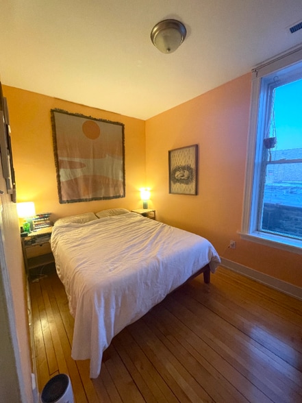 Building Photo - 3249 W Hirsch St