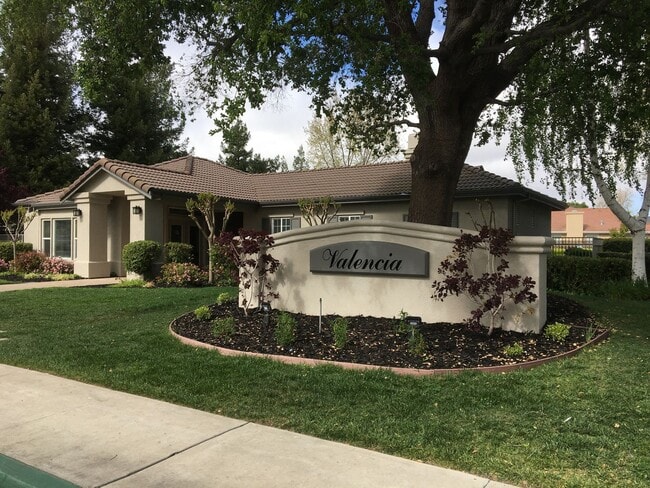 Building Photo - 5169 Genovesio Dr