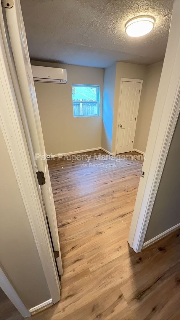 Building Photo - 925 N 20th St