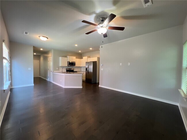 Building Photo - 2415 SW Arbor Rd