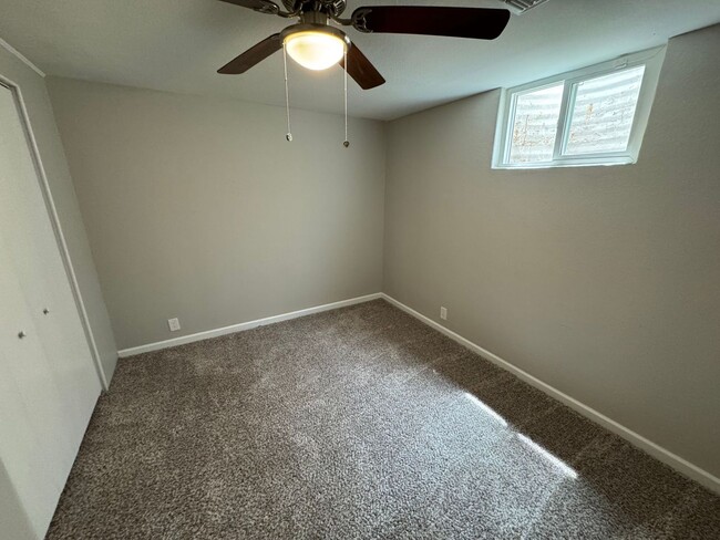 Building Photo - 1040 S Grand