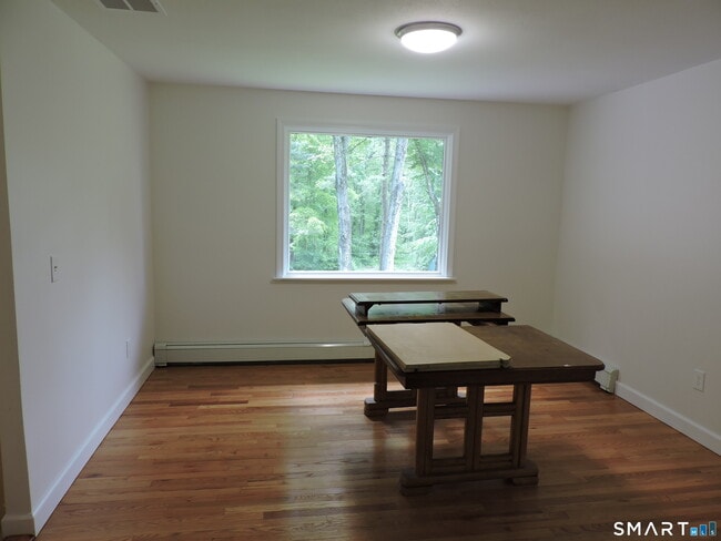Building Photo - 60 Mohegan Trail