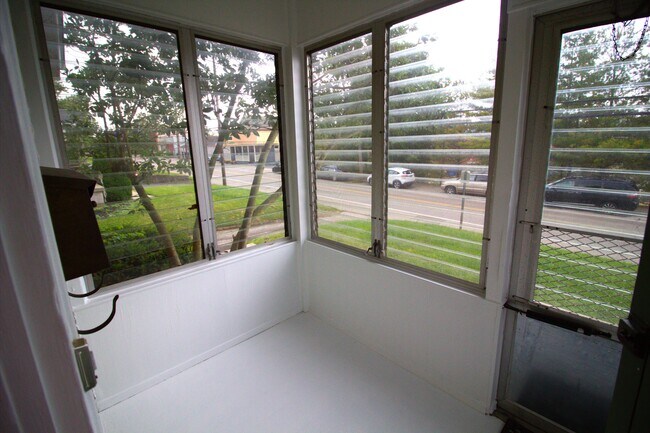 Building Photo - 7831 Camargo Rd