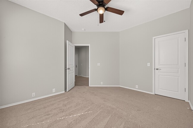 Building Photo - 24518 Carlton Springs Ln