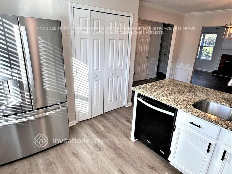 Building Photo - 4252 Brighton Way NW