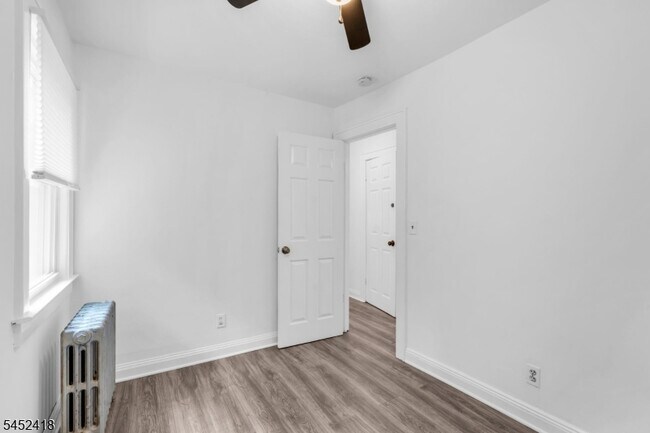 Building Photo - 106 Mountain Ave