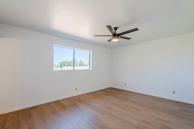 Building Photo - 834 N Constellation Way