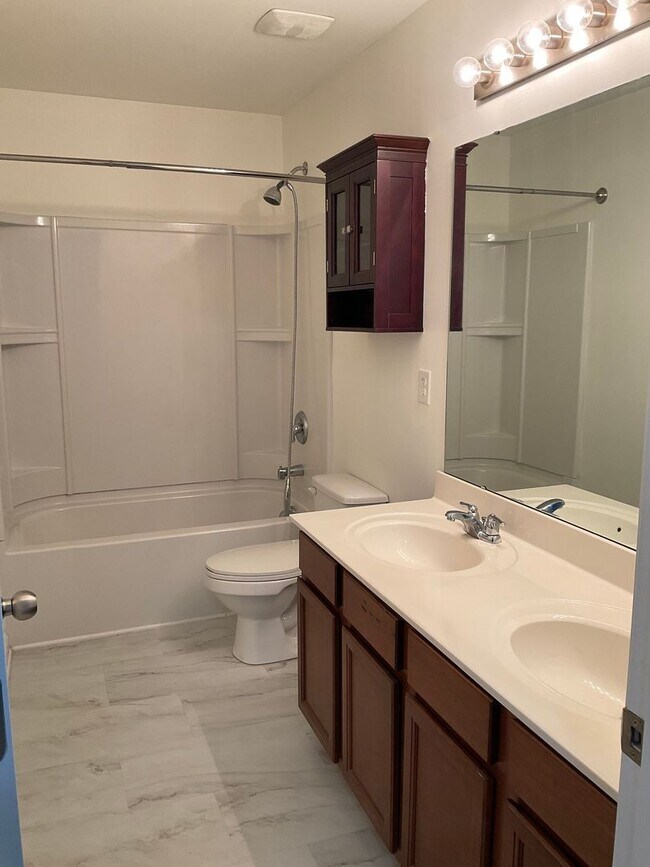 Building Photo - Beautiful Home in Gastonia Ready just for you!