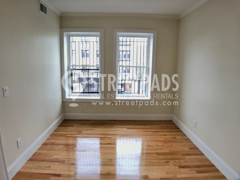 Building Photo - 201 Harvard Ave