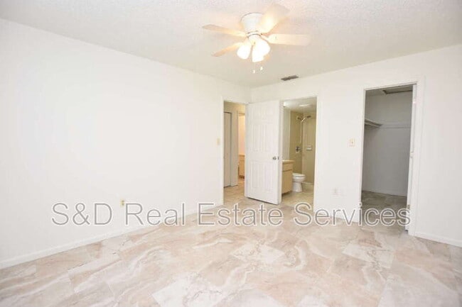 Building Photo - 1019 Buccaneer Dr