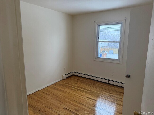 Building Photo - 53 King Rd