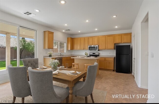 Building Photo - 4905 Apache Valley Ave