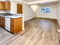 Building Photo - 252 Elbridge St E