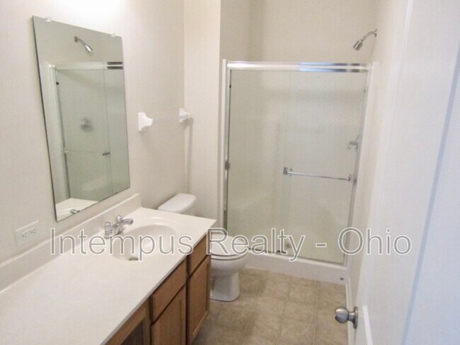 Building Photo - 2844 Hillstone St