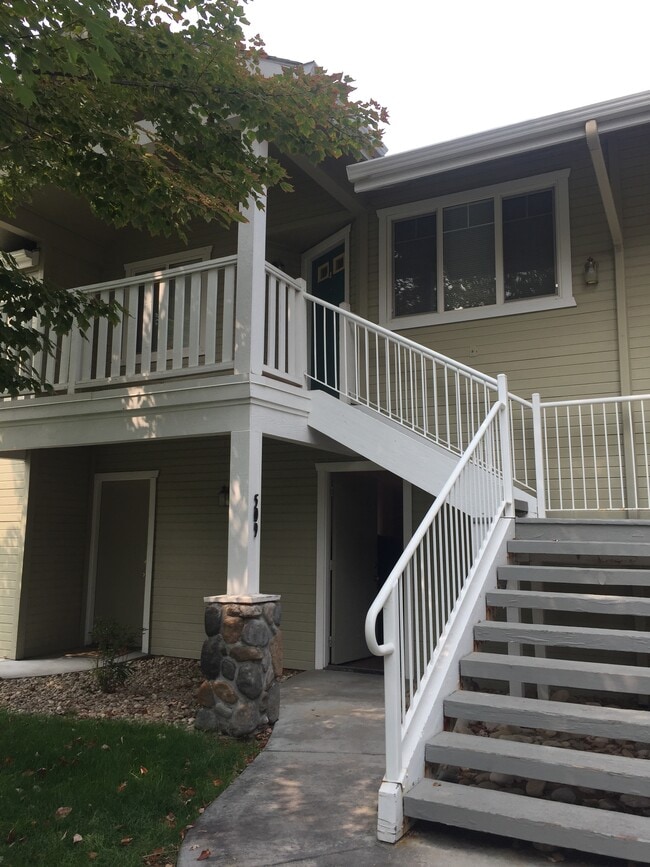 Building Photo - 509 State St