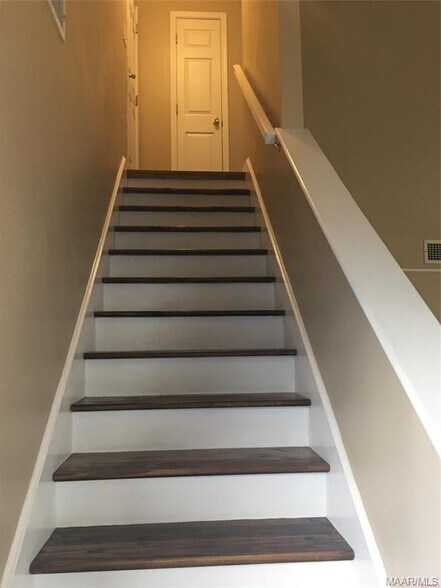 Building Photo - 6400 Chaprice Ln