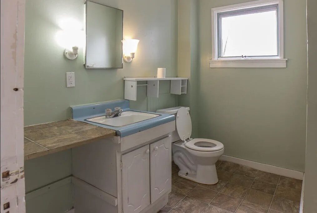 Bathroom - 232 E 13th St