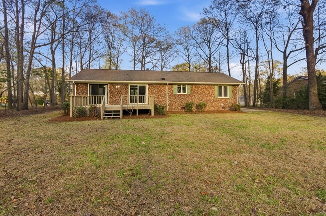 Building Photo - 101 Gatewood Dr